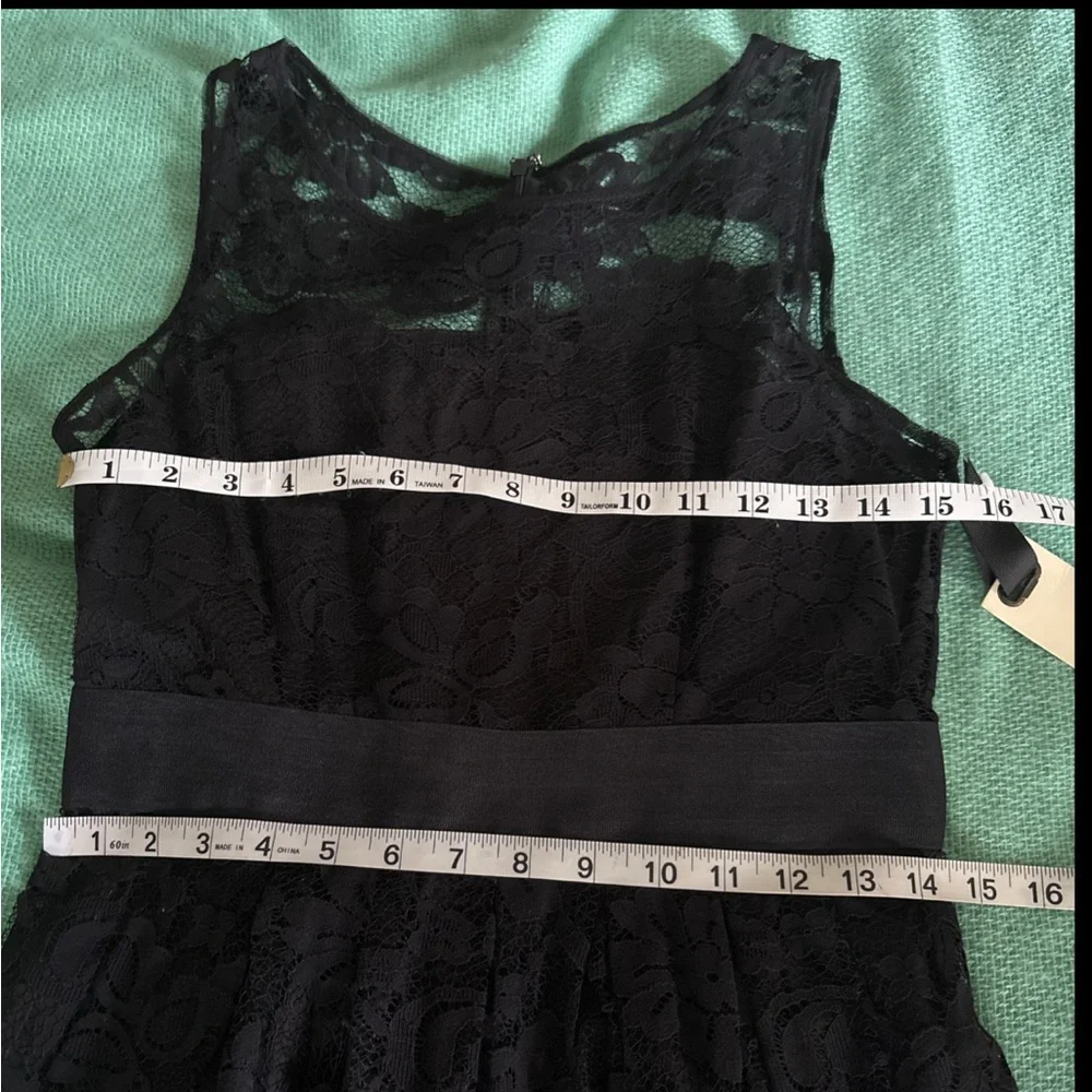 NWT BB Dakota Rylin Lace Dress, Sz 4 - Picture 16 of 16